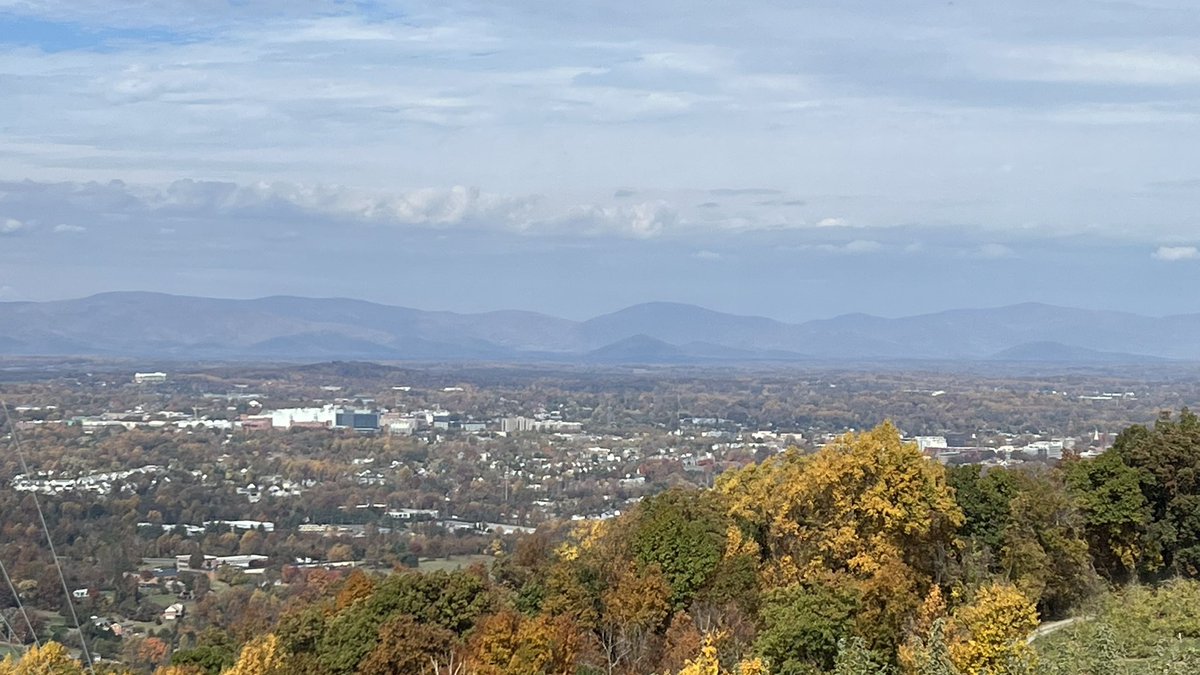 Hey <a href="/visitCville/">VisitCharlottesville</a>! Looking great from Carter Mountain today!