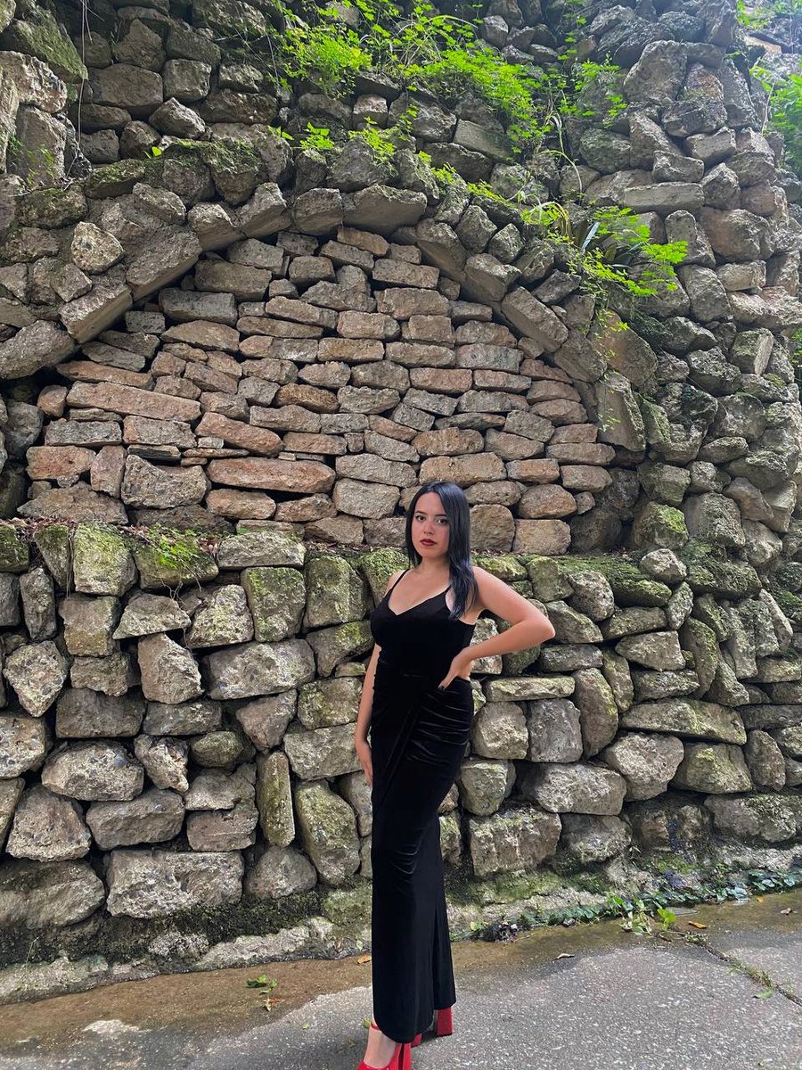 Entre foto y foto hay menos de 24hrs, soy un concepto yo no tengo estereotipos 😚