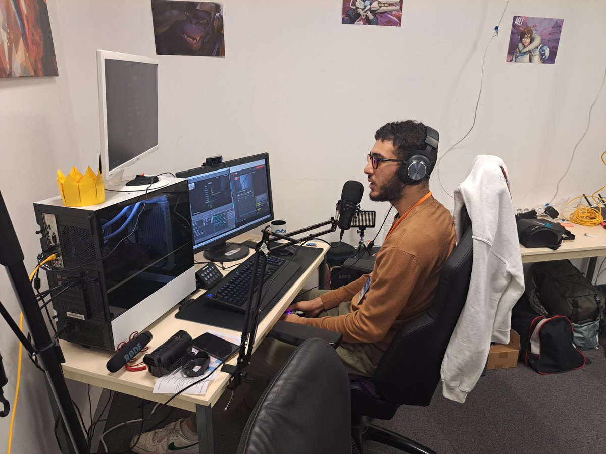 Notre petit prince de <a href="/petitsprinces/">AssoPetitsPrinces</a> pour son premier live au @gamestreamhero apporteront un max de love pour Raphaël 🫶🫶🫶