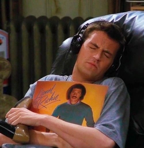 Hey Siri, speel ‘Endless Love’ van Lionel Richie en Diana Ross. Rust zacht, Matthew - Chandler Bing - Perry.