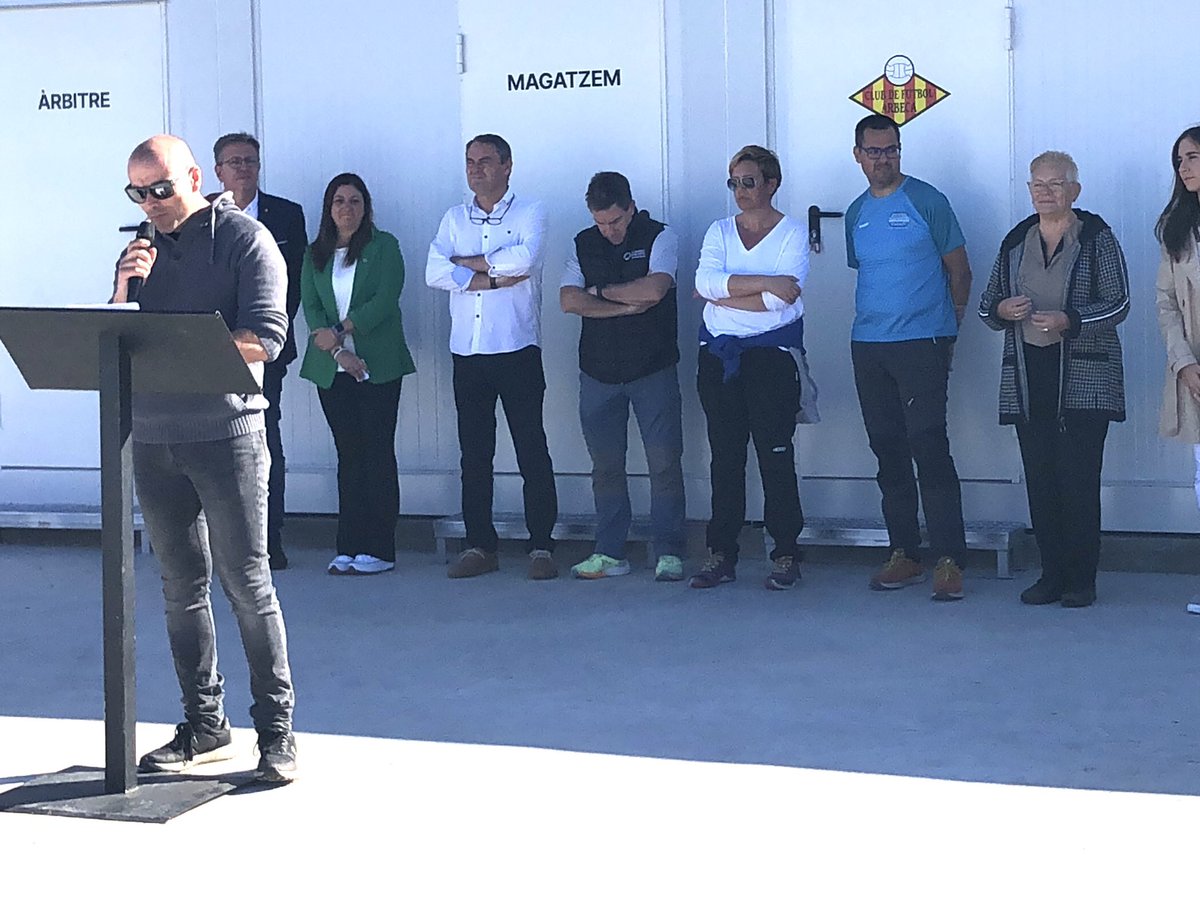 ajunt_arbeca's tweet photo. Els clubs atlètics de Ponent els protagonistes a la inauguració de les Pistes d’Atelisme dArbeca https://t.co/npefAJdtWe