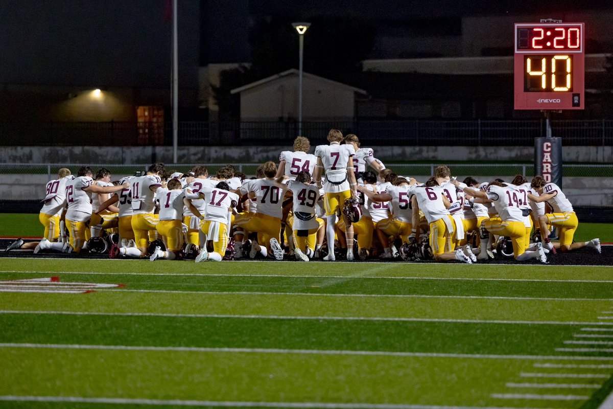 FuerteFoto's tweet photo. Your #drippingspringstigers had another #dominatingwin #keeponrolling #TPD @DripFB @DrippingTigers @OneTigerNation @DSISD @CoachGZimmerman https://t.co/1mLt8sJES0