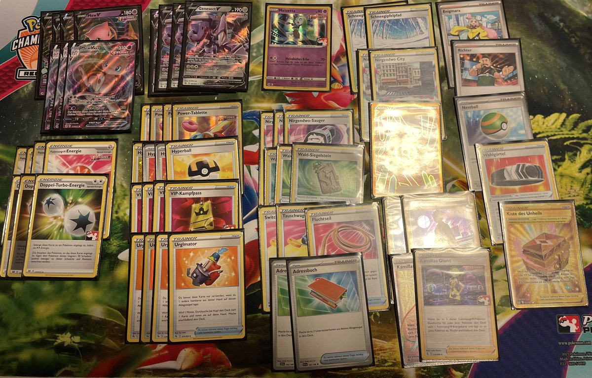 Hisui_Colin's tweet photo. Went 2nd place at the League Cup in Arnhem GamerzParadize. 53 players in Total and made it to the final with Fusion #MewVmax. Now 192/500CP. Congrats to Brennon for the Win🤝 https://t.co/bI32DLQ5C3