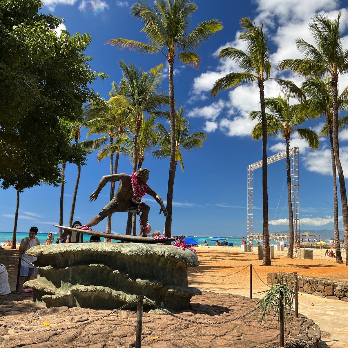 hawaii_isla808's tweet photo. Aloha Sunday! 📸🎃👻❤️🌴🤙🏼☀️🍹🌺🌸🏝️ #hawaii #waikiki #oahu #queensbeach https://t.co/N0PN7qFva3