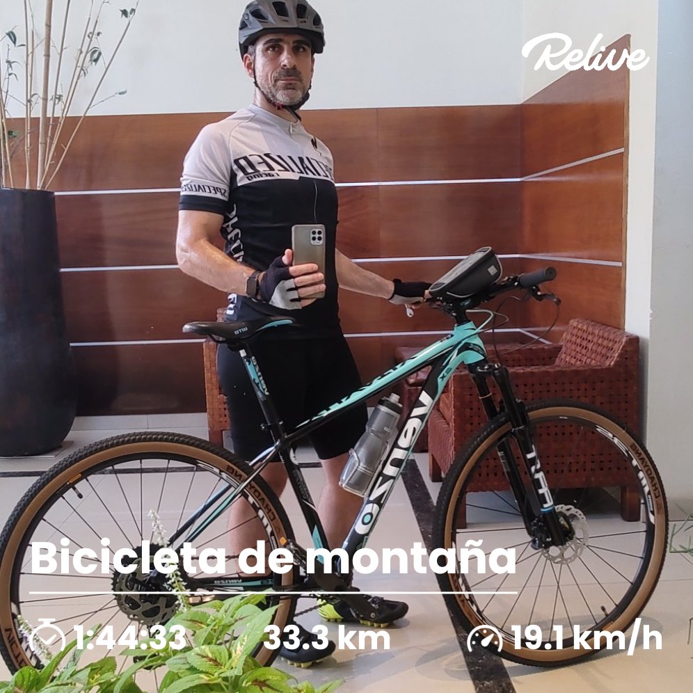 Aprovechando el domingo para seguir entrenando, esta vez en la 🚴‍♀️

#TrainingDay #Biker #ConceptoPadel #padel