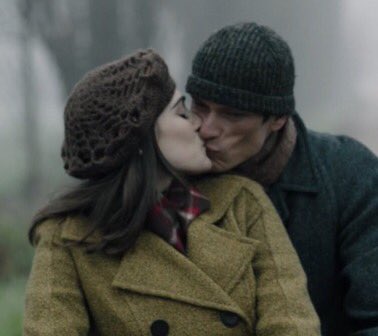 marti|addictedtoleserietv tweet media