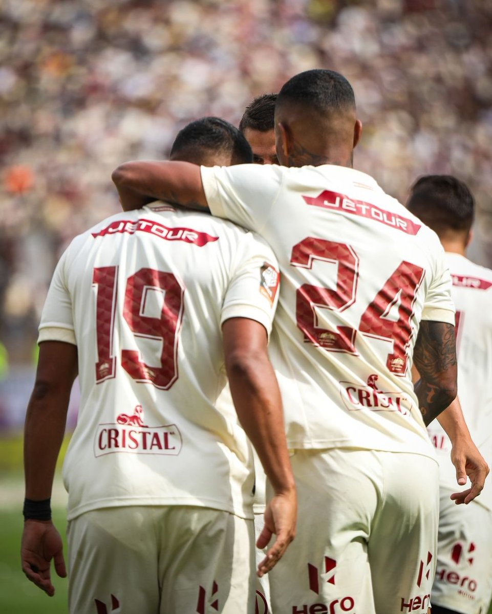 HBDLREDONDITA's tweet photo. ¡GANADOR DEL CLAUSURA 2023!
#Universitario logró coronarse en este Clausura dando lección de buen fútbol como local donde se hizo fuerte y sacó la mayoría de puntos, de visita rescató los puntos necesarios y con esa suma de resultados logró ser sólido.
#Liga1Betsson #Clausura2023 https://t.co/SueaDbbOES