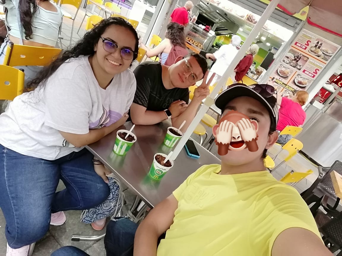 Aquí con mis bebés <a href="/DanitaxdStar/">ฅ^•ﻌ•^ฅ</a> <a href="/CyniumES/">Sabina Ackermann</a> las quiero 😍