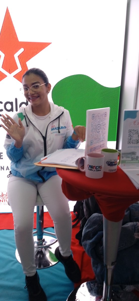 juseilinmarc's tweet photo. Además de
@100PorCientoSa1
de la parroquia #SanAgustín, el #PanaBus de #Caracas y
@finaideal marca de harina precocida con #amaranto del estado #Portuguesa también dijeron presente en la #ExpoTurismoCaracas2023 #PasiónYEsfuerzo https://t.co/nHlE48kLOu