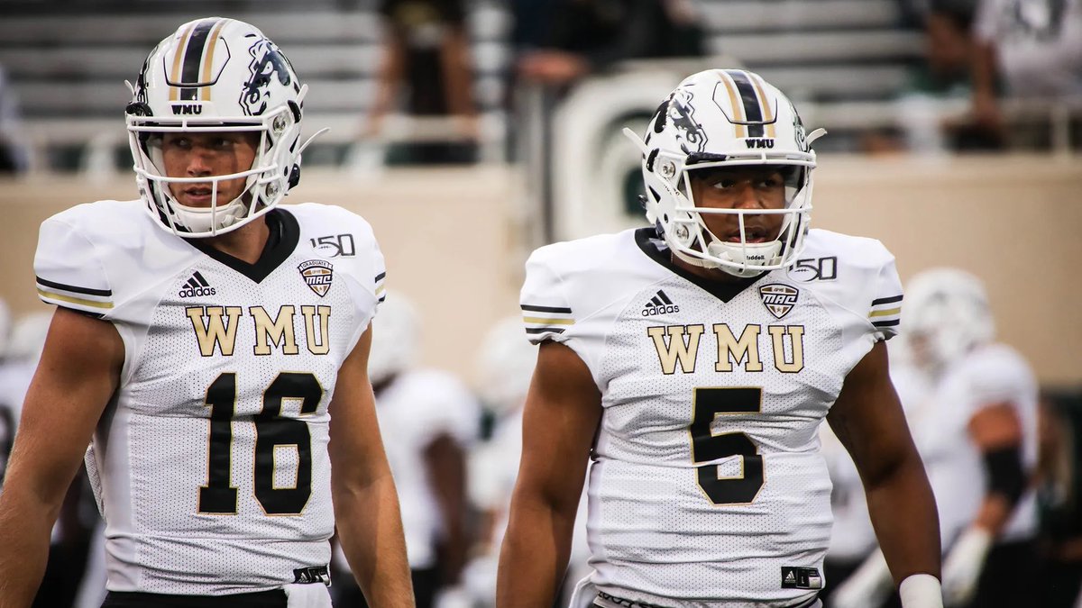 Expo Recruits tweet media