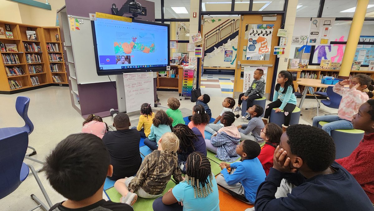 MrsTaylor_5's tweet image. 1st graders loved listening to The Legend of Spookley the Square Pumpkin! 🧡🎃📚 @storyvoicelive @MartinBlvdES #bcpslms @BCPSLMP