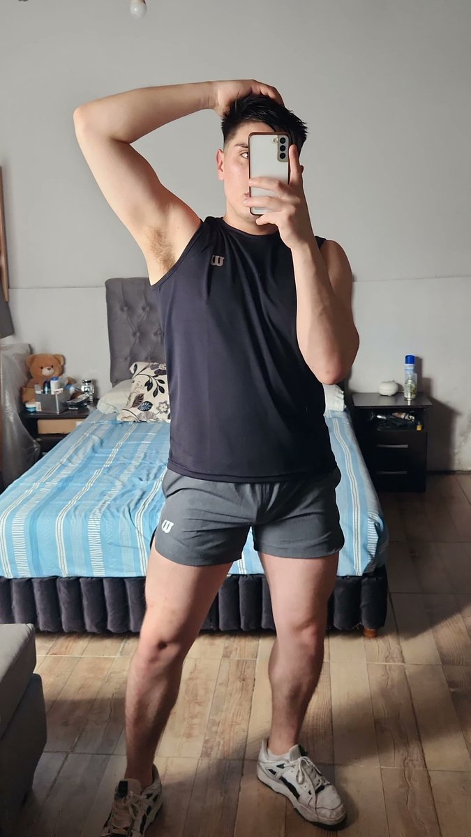 SirovsBenja's tweet image. Me compre ropita para entrenar💖