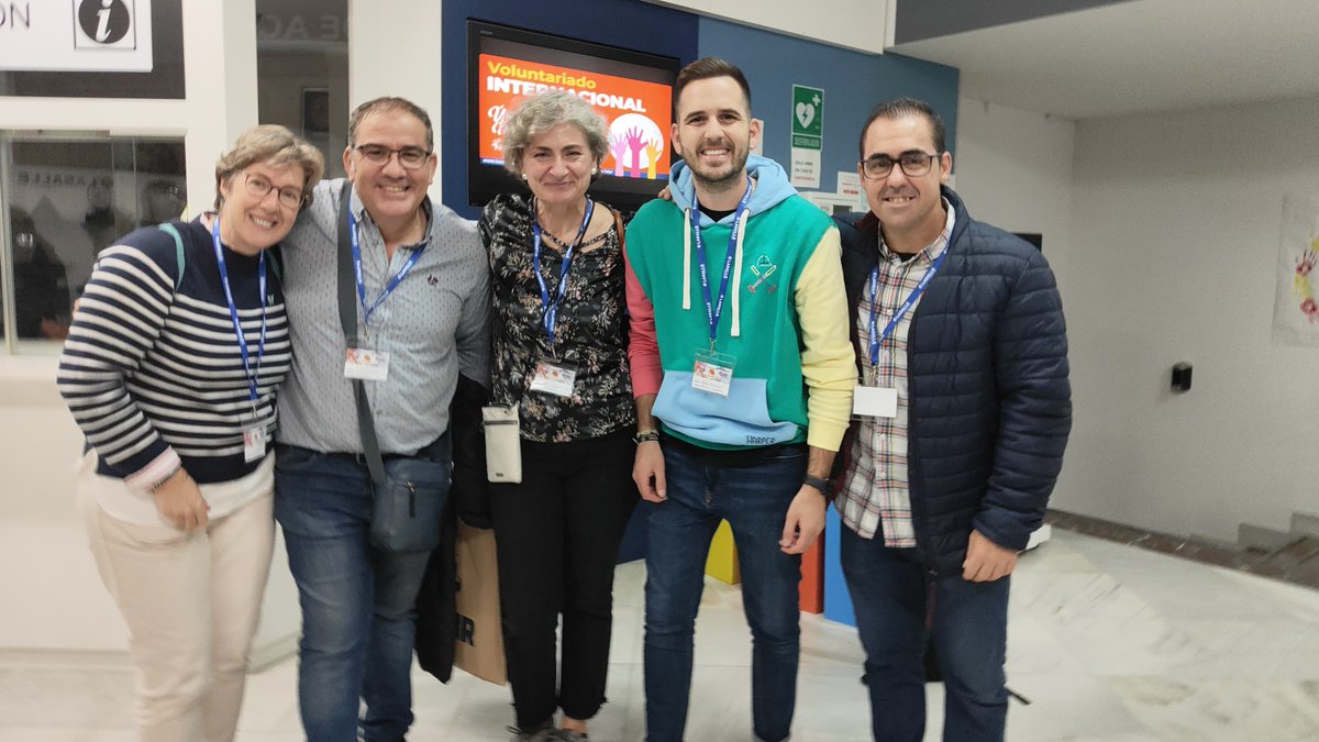 ddeMalaga's tweet photo. Docentes de Málaga en InnovaReli 2023 https://t.co/MhmG3qFxpB a través de @ddeMalaga 

#InNovaReli23 https://t.co/m251Br4D7o