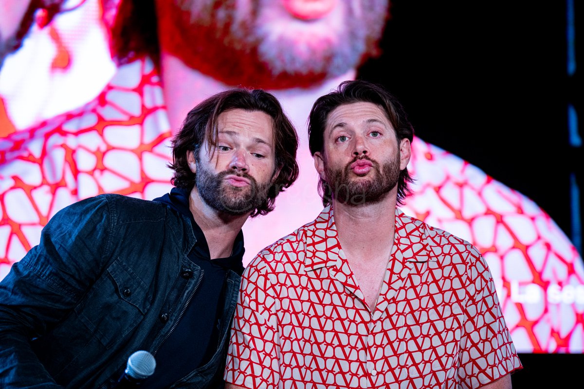 The camera adds its own lipstick #jib13 <a href="/JusInBelloCon/">JusInBelloCon</a>