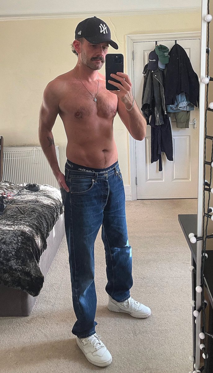 This is the hairiest my chest has ever been 😂