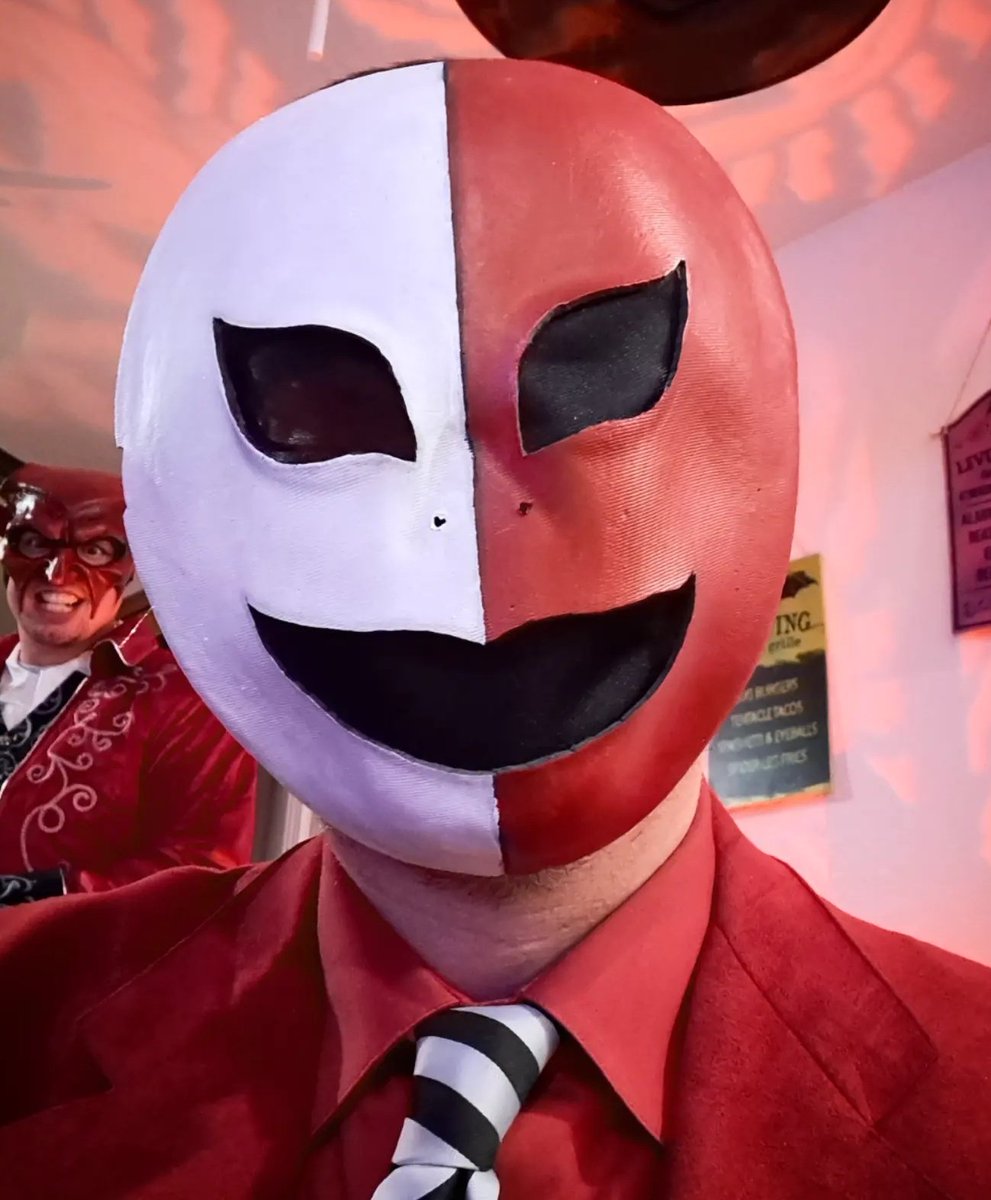 Halloween Costume #1 this year - the Phanto mask from Super Mario Bros. 2. Terrifying players since 1988