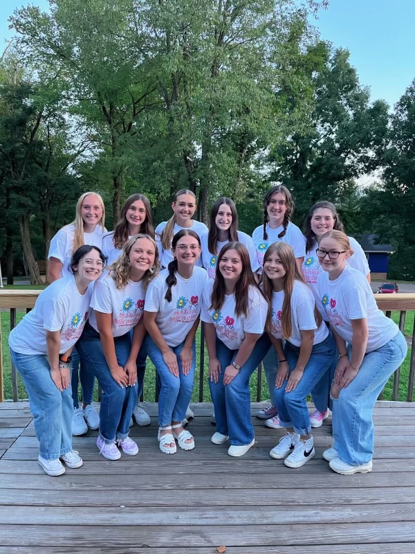 Bethany_College's tweet photo. Greek House Spotlight: Phi Mu
Growth, excellence, and lifelong friendships define them. At the 2020-2022 National Convention, they shone with awards. “Phi Mu has allowed me to be a part of something bigger than myself,” says President Sage Halbritter. #ONEBethany #PhiMu https://t.co/7pTWPGHQ4B