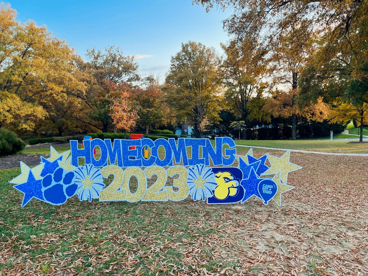 kimworthyDCTOY's tweet photo. My first Homecoming as the 9th grade dean was absolutely perfect! 💙💛🔥
#Homecoming #Homecoming23 #DeanLife #DeanWorthy #TeacherTwitter https://t.co/DX3SJlz7fC