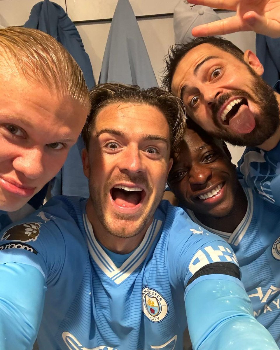 Strong team spirit! 🩵