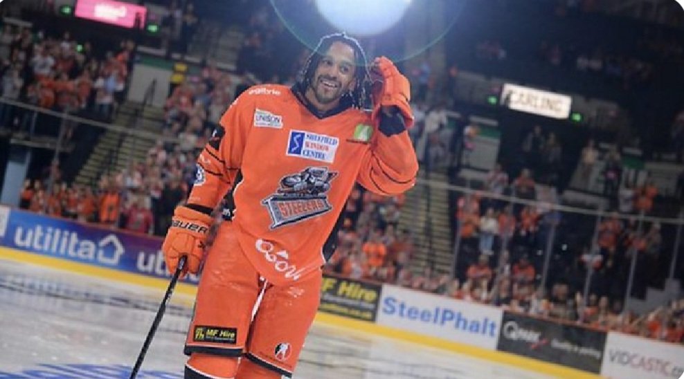roxanneangelmum's tweet photo. We all stand as one as a hockey family no matter what Jersey we wear, but we have to think of pettgrave aswell what he is going through. Thinking of everyone the teams the off ice staff and everyone who has been effected by this.
Fly high Adam Johnson #47 https://t.co/B5vyXxsVqq