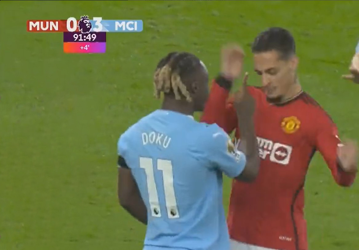 TrollFootball's tweet image. &quot;Don’t you dare touch me you, I&apos;m not your girlfriend.&quot;