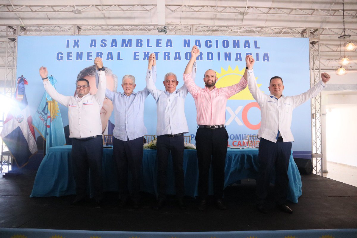 El Partido Dominicanos por el Cambio (DxC) realizó su IX Asamblea Nacional General Extraordinaria con la presencia de delegados de todo el territorio nacional, donde se eligió como candidato oficial presidencial a Luis Abinader Corona. (<a href="/luisabinader/">Luis Abinader</a>). 

#DxC