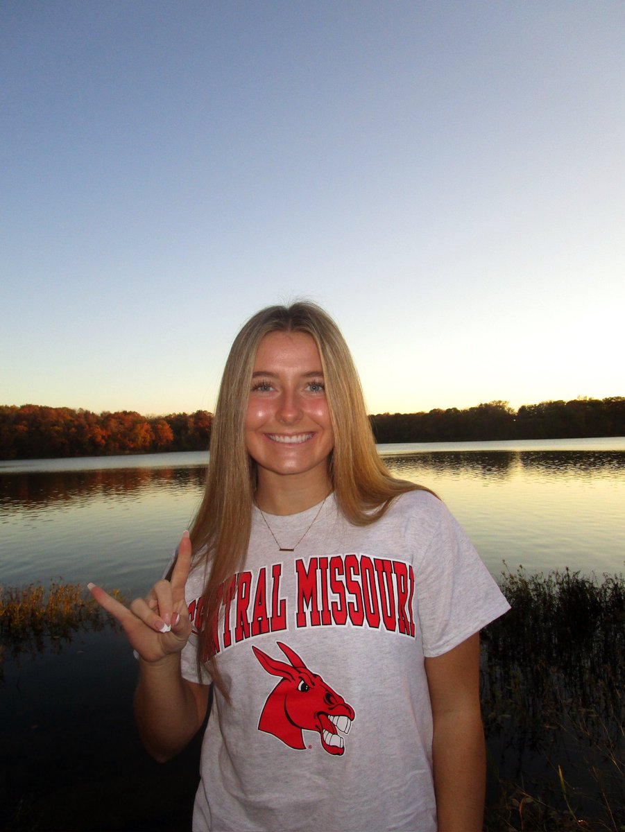So happy to announce my verbal commitment to the University of Central Missouri to continue my athletic and academic career!! A big thank you to my family, teammates, and coaches for helping me reach this point. 🖤❤️ #gojennies <a href="/UCM_Soccer/">Jennies Soccer</a>