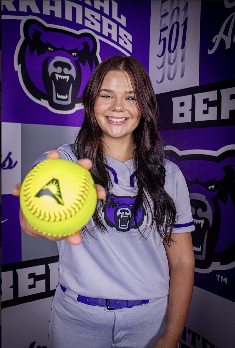 Libby McIntyre tweet media