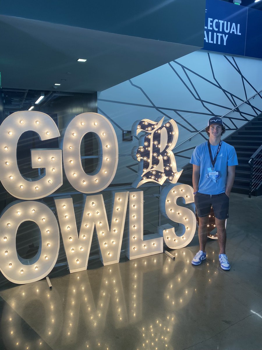 I had a great time at the game yesterday @RiceFootball @mbloom11 @CoachRegalado Thank you for the invite. @CoachLeisz @CoachDanCasey @HollandHBFit @R_Bates7 @EHSSports