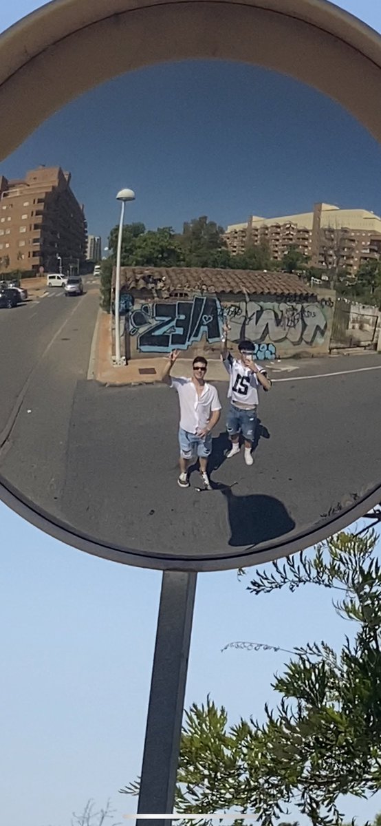 Gutttii_'s tweet photo. @IndirectasRock Sin duda https://t.co/zlCa1XQZDj