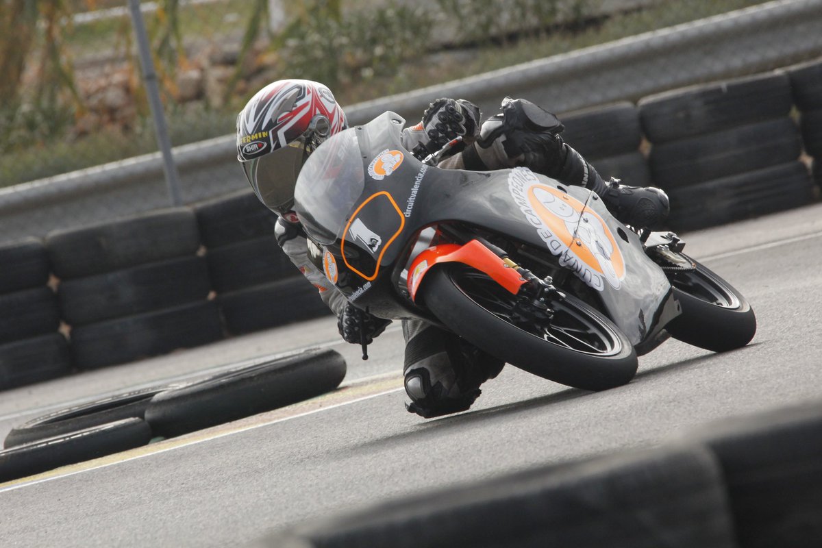 ¡Vaya carreras nos han dado estos dos pilotos en Tailandia! 🤩

¿Sabéis quiénes son, verdad? 😌

#PilotosCuna #RoadToMotoGP