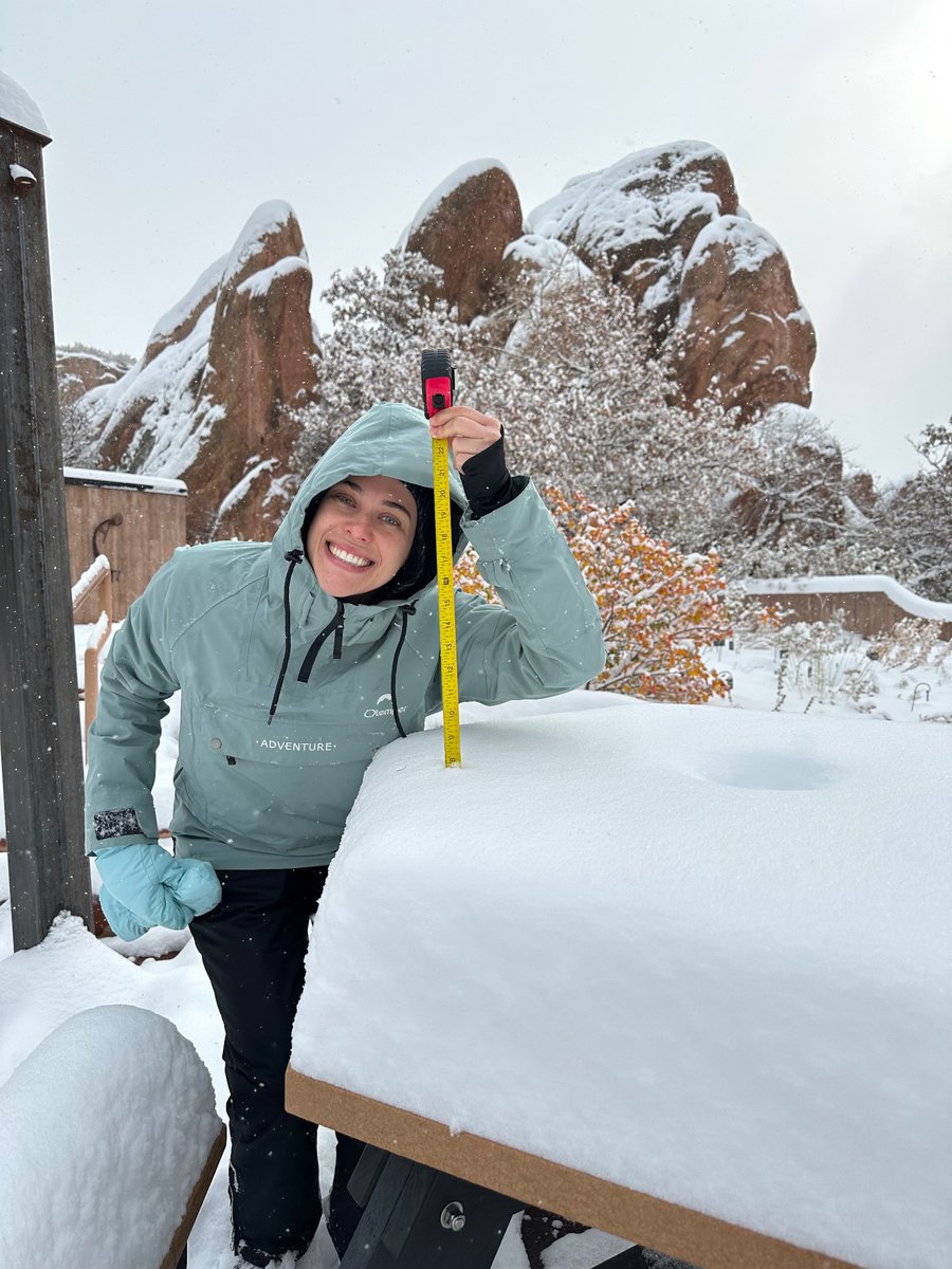 Connorjos's tweet photo. Measuring 8” at Roxborough state park! #cowx https://t.co/bVBKPLivG9