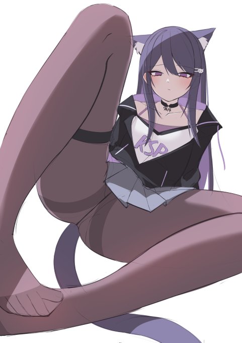 想畫黑絲😔😔💜