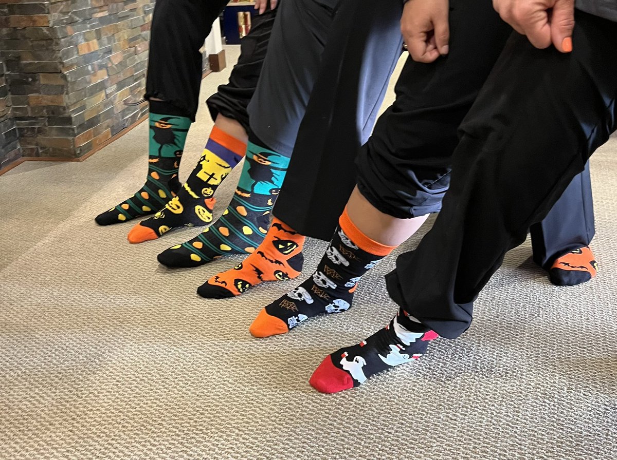 JaredDastrupDDS's tweet photo. Getting into the Halloween spirit with this week’s sock theme 🎃 This Tuesday is the last day to donate new socks for the homeless 🧦 Help spread the word 👻 https://t.co/Xk7eqz9VRc