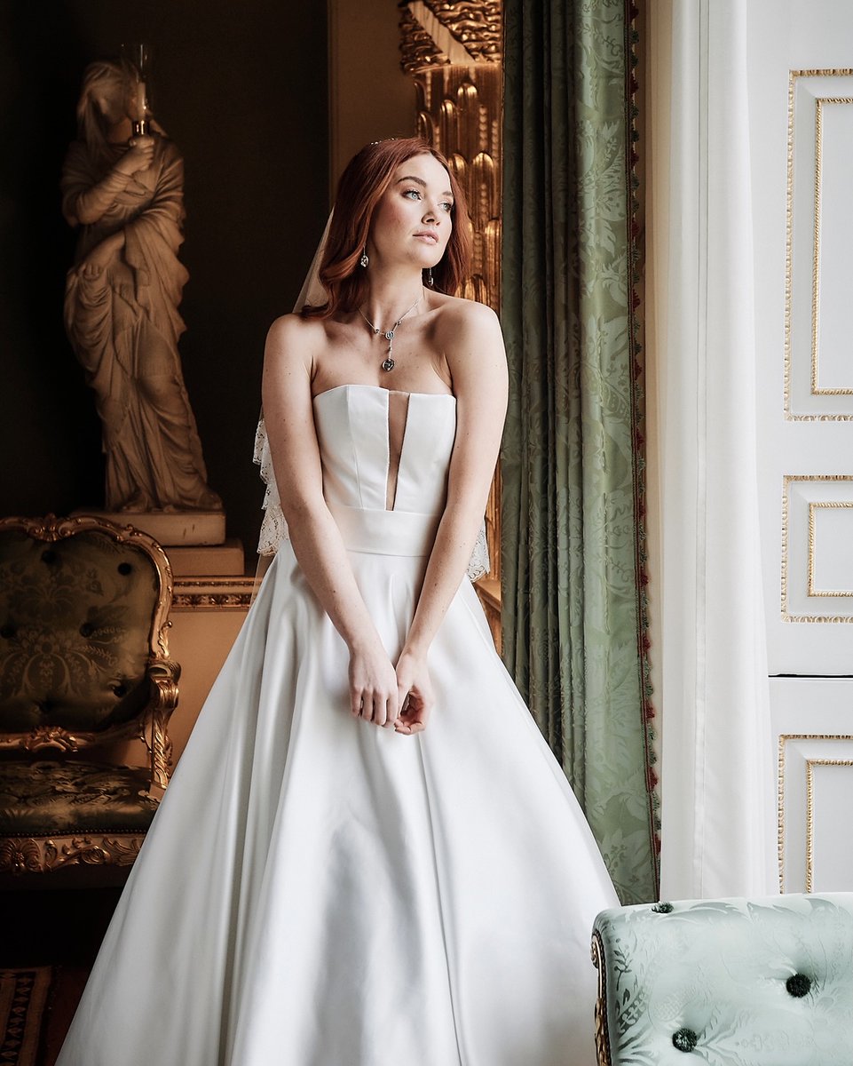 A throw back photo of one of our stunning couture dresses photographed at the beautiful Spencer House location ✨

In collaboration with:

Venue:
<a href="/spencer/">Spencer</a>.house
Couture dresses:
@shimmering_ivory
Model:
<a href="/emmaatkins93/">Emma Atkins</a>
Hair and Makeup:
<a href="/jenniferjanemua/">Jennifer Jane</a>
Jewellery:...