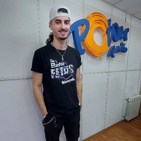 powerpinamar's tweet photo. Nos visitó en "Mañanas Power" Juan Salinas y nos dejó su maravillosa música... 🎶 https://t.co/4rKjIqREHu