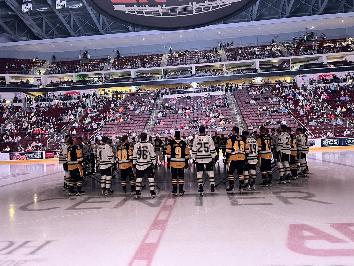 WBSPenguins's tweet image. 💛🖤