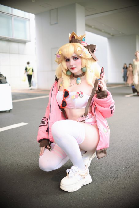 Peaches Peaches Peaches 🍑🍑 https://t.co/skDOC28lHW<a href="/tag/cosplay"class="tags"><span>#cosplay</span></a><a href="/tag/nami"class="tags"><span>#nami</span></a>