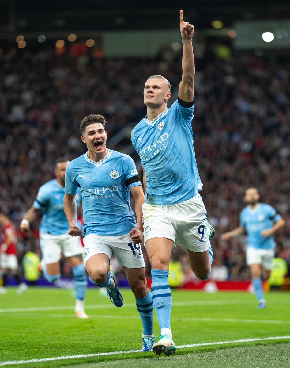 Erling's tweet photo. GET INNNNNNNN!!! Thanks for the support City fans 🤩🔥💙 https://t.co/VUOpX8xUGx