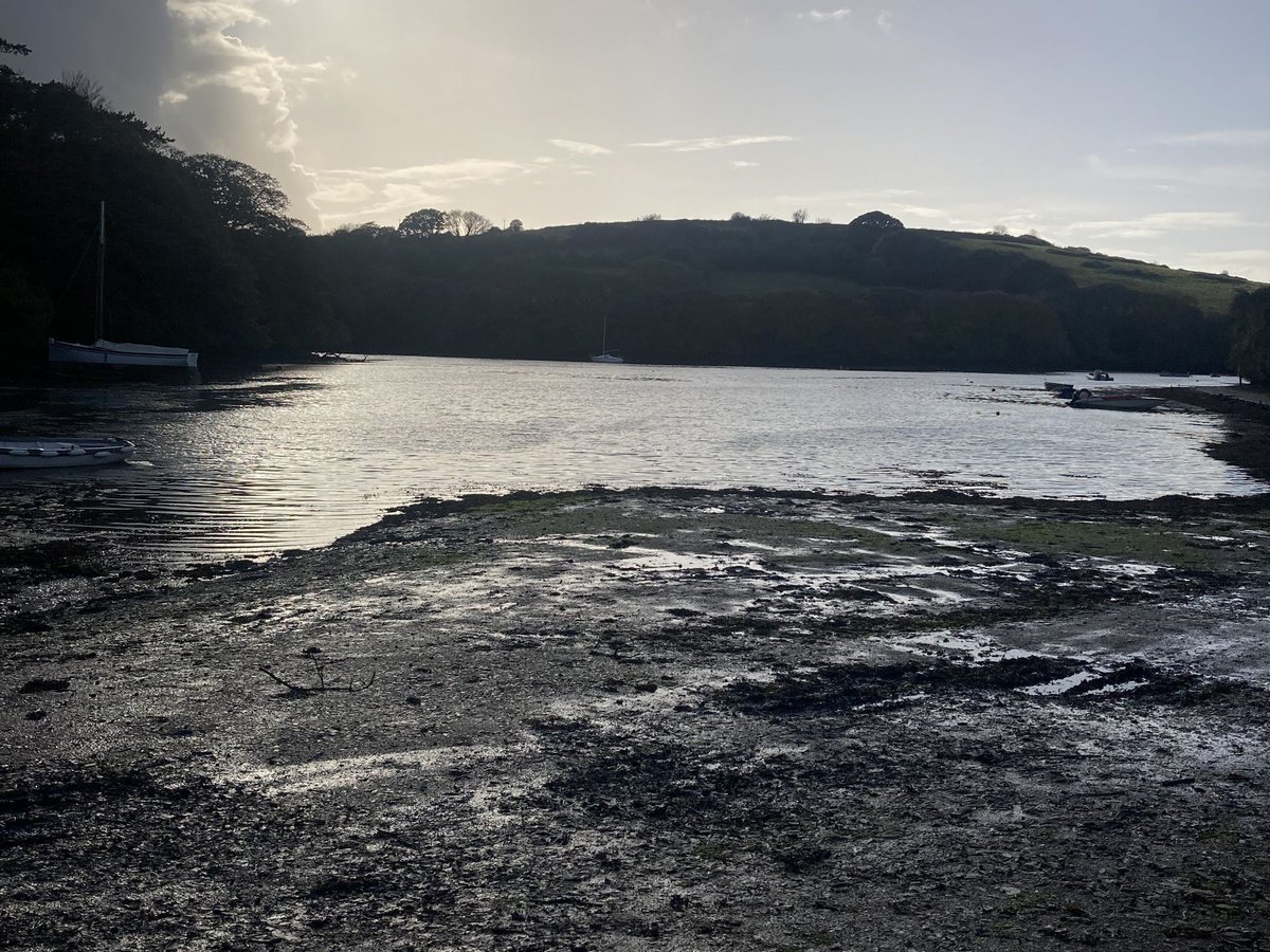 TrustedTech1's tweet image. Trusted Tech have been out this afternoon down to a little hamlet where I nearly got caught by the tide as it came in helping a customer fix his computer issues to keep his business running and backed-up properly. 
#weekendworking #customersatisfaction #customerservice