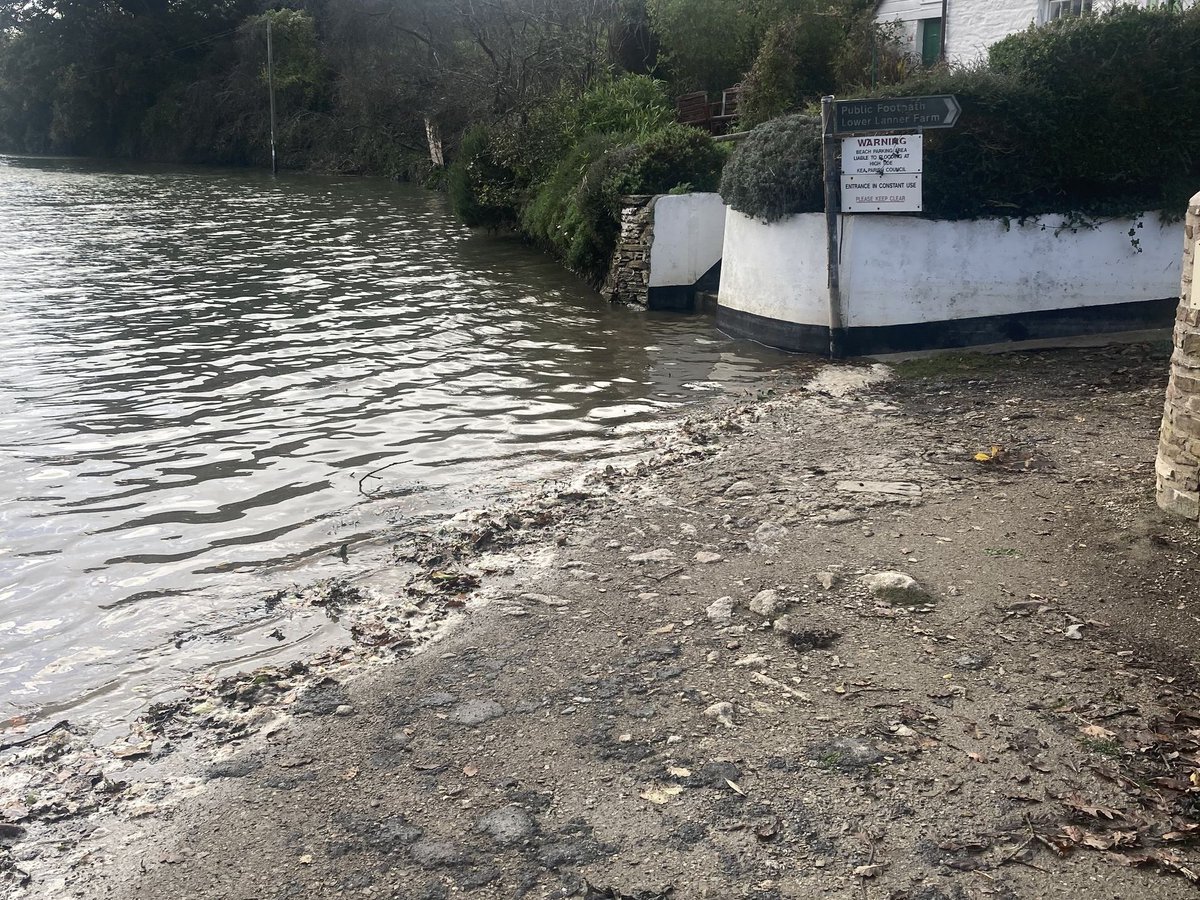 TrustedTech1's tweet image. Trusted Tech have been out this afternoon down to a little hamlet where I nearly got caught by the tide as it came in helping a customer fix his computer issues to keep his business running and backed-up properly. 
#weekendworking #customersatisfaction #customerservice