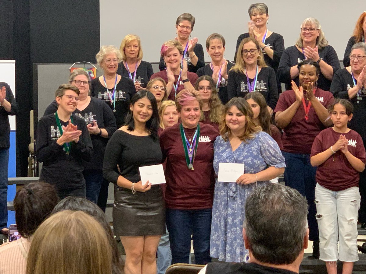 Two of our amazing choir seniors received scholarships from Metro Nashville Chorus last night. Congratulations to Heissell Romero Peña and Fatima Al-Hajiri who had to fill out applications, write essays, and interview to receive these awards! <a href="/DrHatchett_LHS/">Theowauna Hatchett</a> <a href="/MetroNashChorus/">MetroNashvilleChorus</a>