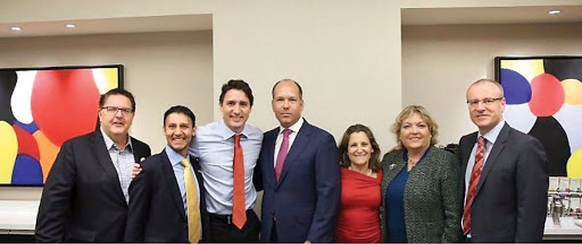 SRAntiFascism's tweet photo. 🇨🇦#LongHistory of #ExtremeRight #Ukr
glorifying #NaziCollaborators
exposed by defacing of #OakvilleOntario
#NaziMonument&
#LPC #NDP #GPC #CPC
funding+#CanadianForces
#MilitaryTraining of #Neonazis
since@least #Euromaidan,
#WaffenSS #Nazis long b4
https://t.co/m3gYmpxXrQ
#NaziGate https://t.co/d9MC2BLSGm