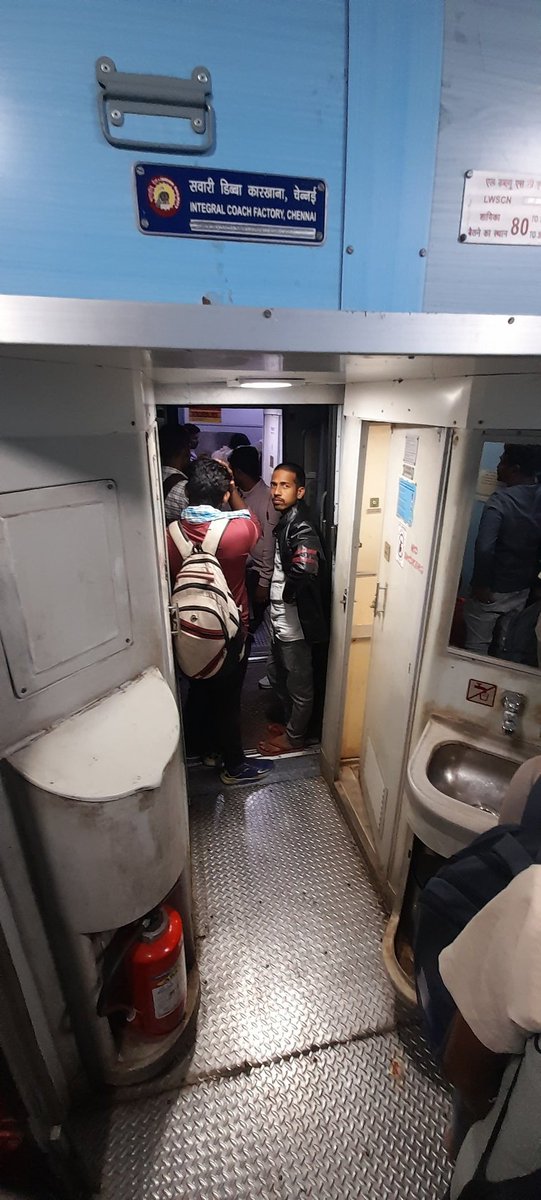 TalesraVimal's tweet photo. In the midnight even after calling several times the coach is full with non reserved traveller's and no police person or tte to facilitate the passengers #IndianRailways #RPF https://t.co/P1UZPeGJnN
