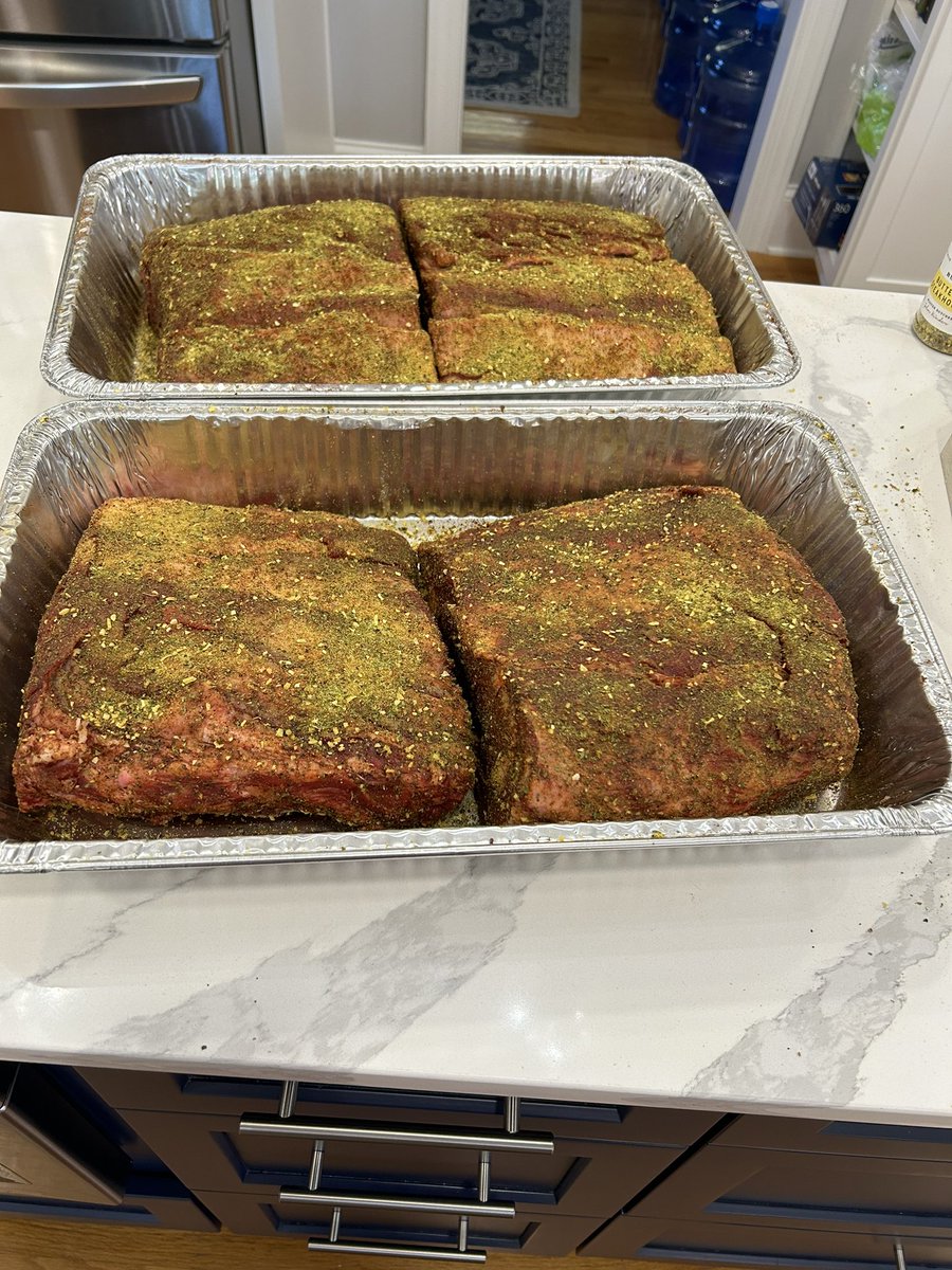 For 4yrs, every Monday after practice we've fed <a href="/tybeatslosing/">Tyler Green</a>'s O-Line. It started as a way to thank the big boys that don't get their names called on Friday nights, &amp; became something way bigger.Gonna miss all those guys when it's over, but tomorrow, WE FEAST!
<a href="/CannonCougarsFB/">Cannon Football</a>