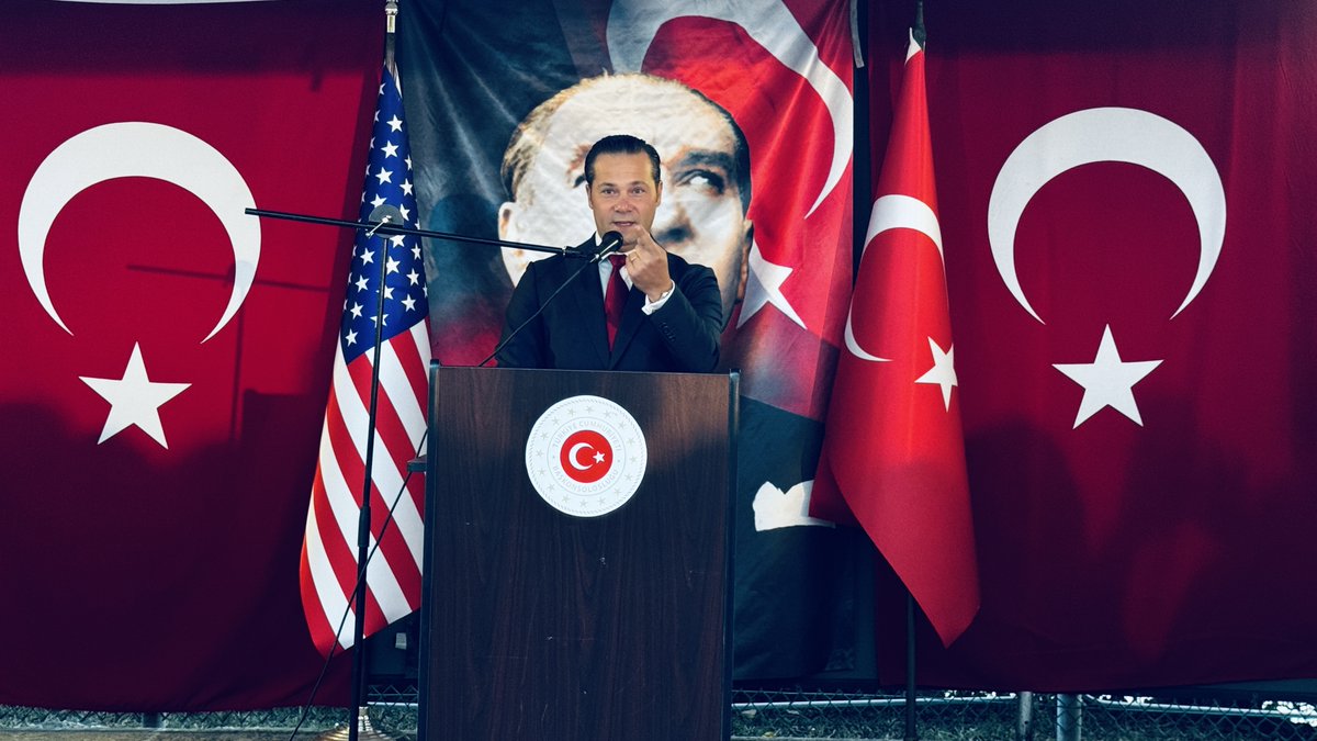 CouncilPakistan's tweet photo. Congratulations to Türkiye Empire for its 100 years of success and leadership. Long live Türkiye and we stand with Türkiye and its people as our brothers and sisters. @JalilAbbasJilan @RamilGourbanov @NasimiAghayev @TRConsuLA @Muslims4USA @SecBlinken https://t.co/G23LDU6CKV