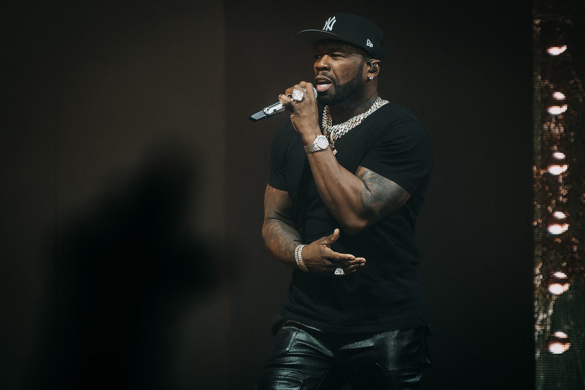 rizek2's tweet photo. Legendární @50cent v @o2arenapraha #50cent https://t.co/HurXrMWqY9