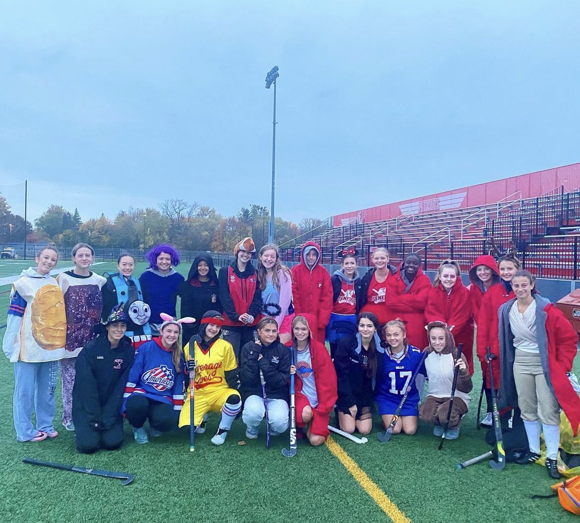 Early practice this morning in preparation for our Sectional final match vs. Thomas. 7:00 tomorrow night at Irondequoit High School! Tickets must be purchased electronically here: gofan.co/event/1117850?… Let’s go Patriots!