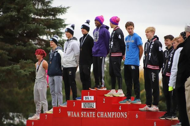 JACOBNUTHAL's tweet image. My second mile. My third mile was 4:58. I used these hills to my advantage. Thanks to my coaches and, and thanks to my great teammates for the great season. So proud of everyone.