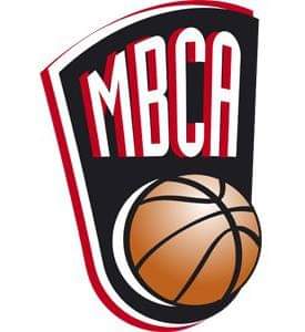 Vandaag met <a href="/emmamoj/">Dr Emma Mojet</a> een 🏀 game gefloten in de U12 eredivisie tussen <a href="/Cangeroes1/">BC Utrecht Cangeroes</a> en <a href="/MBCA_Amstelveen/">MBCA Amstelveen</a>. Leuk om te zien hoe beide coaches, @ErikSuurmond en <a href="/Sjefkaas/">Jef</a>, met hun team bezig zijn; niet met de refs. Dat maakt het leuk(er) om te fluiten! Goed voorbeeld!